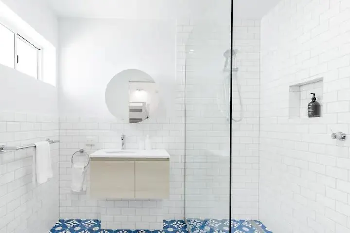 Poinciana House—Luxury Noosa Retreat Close To Beach Βίλα