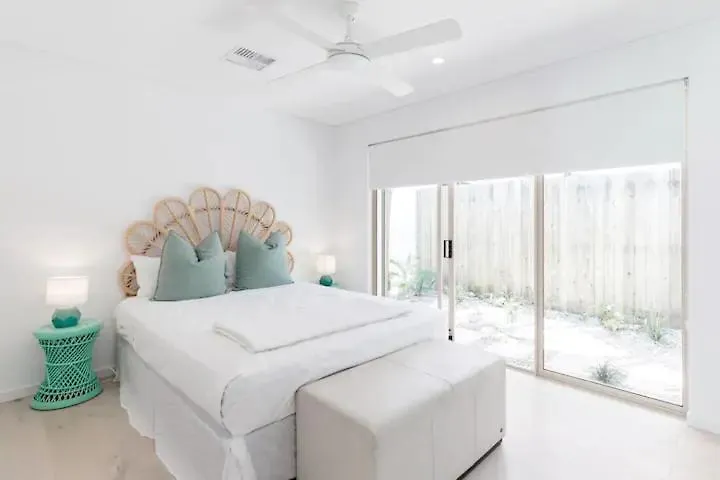 Βίλα Poinciana House—Luxury Noosa Retreat Close To Beach