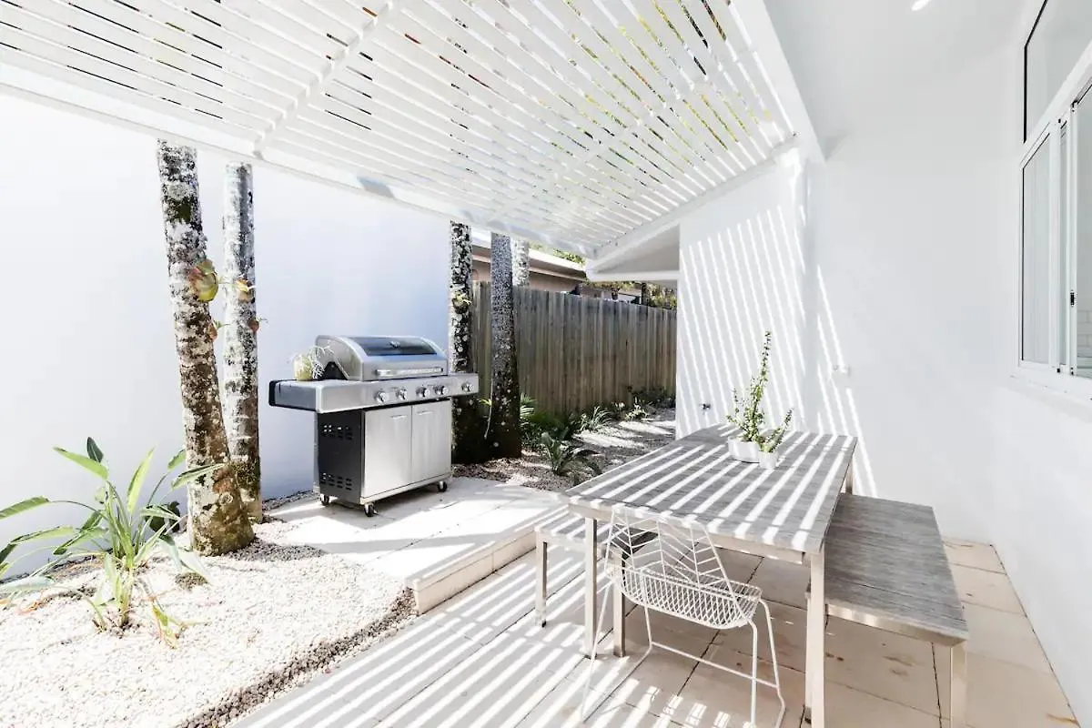 Βίλα Poinciana House—Luxury Noosa Retreat Close To Beach